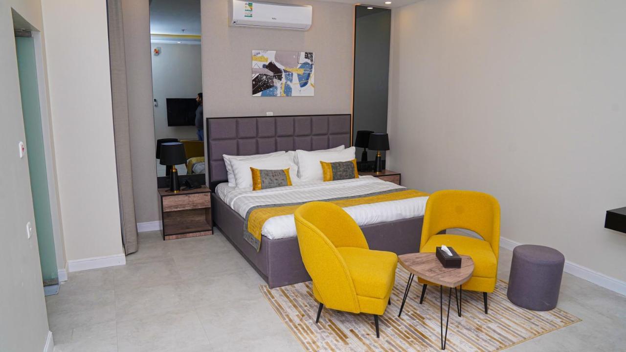 Clowzer Hotel Appartments Riyadh Eksteriør billede